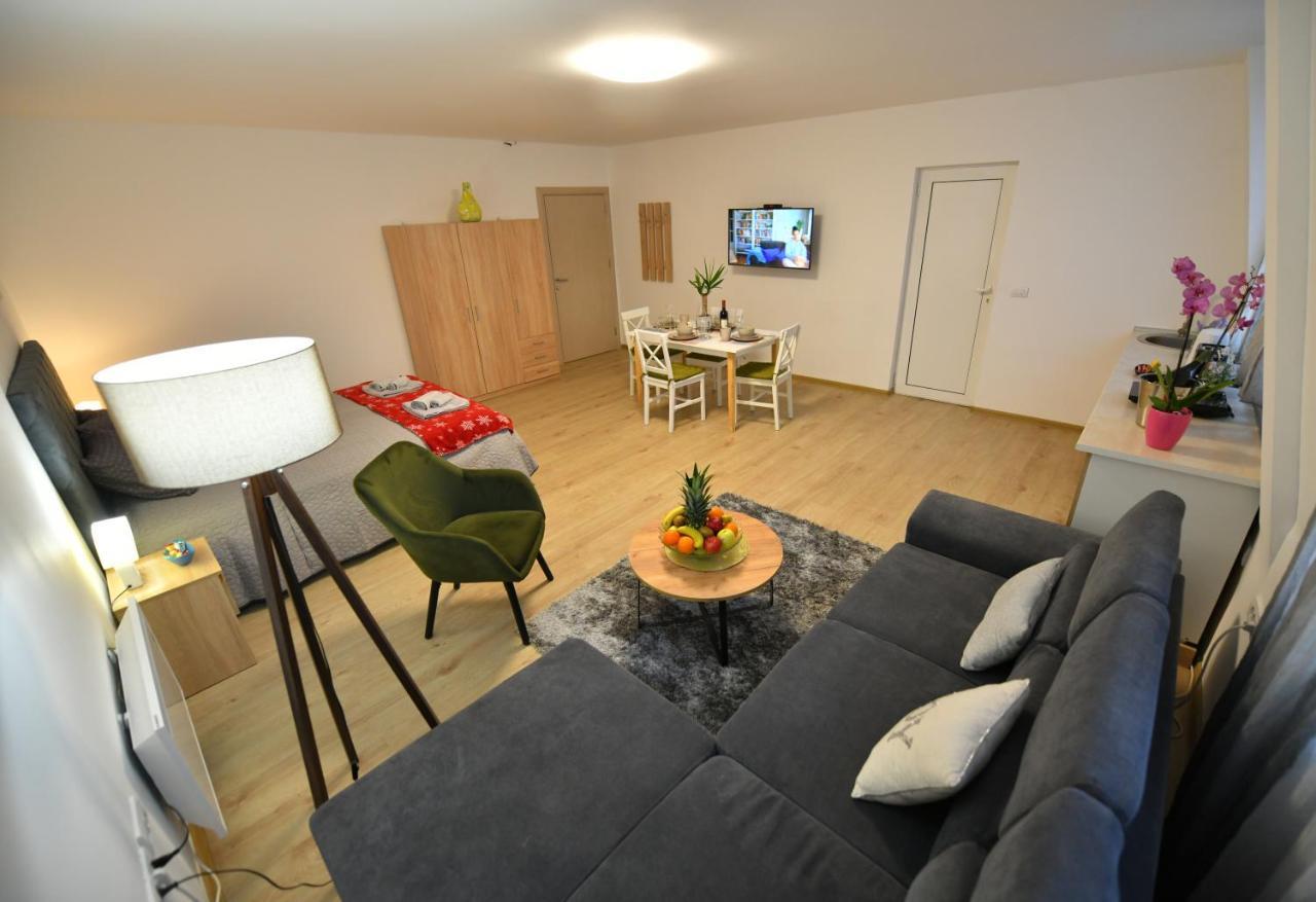 West In Apartments Čačak Eksteriør bilde