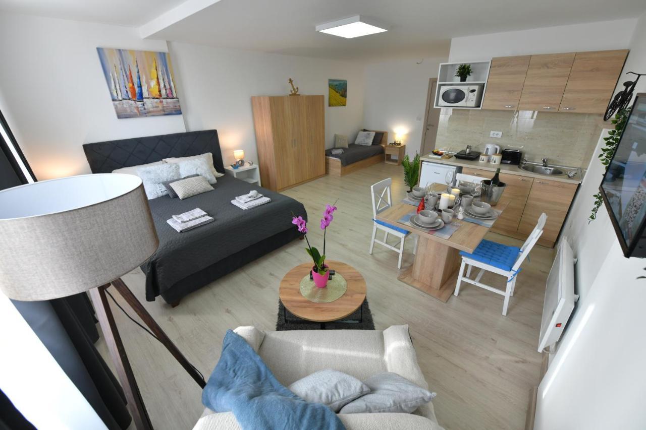 West In Apartments Čačak Eksteriør bilde