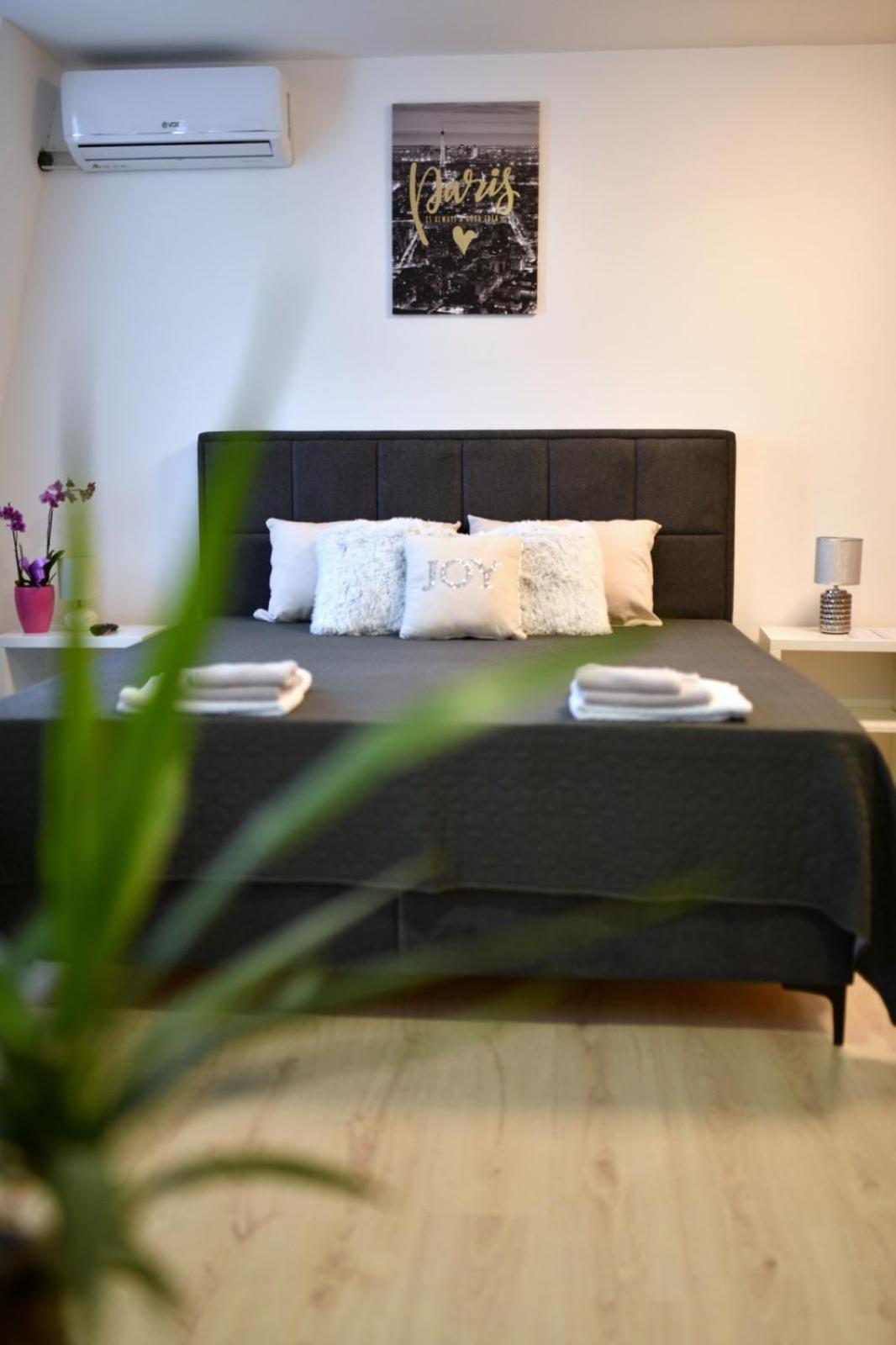 West In Apartments Čačak Eksteriør bilde