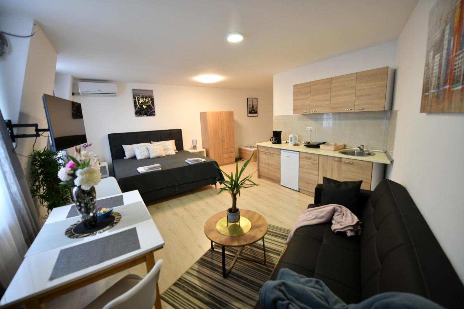 West In Apartments Čačak Eksteriør bilde